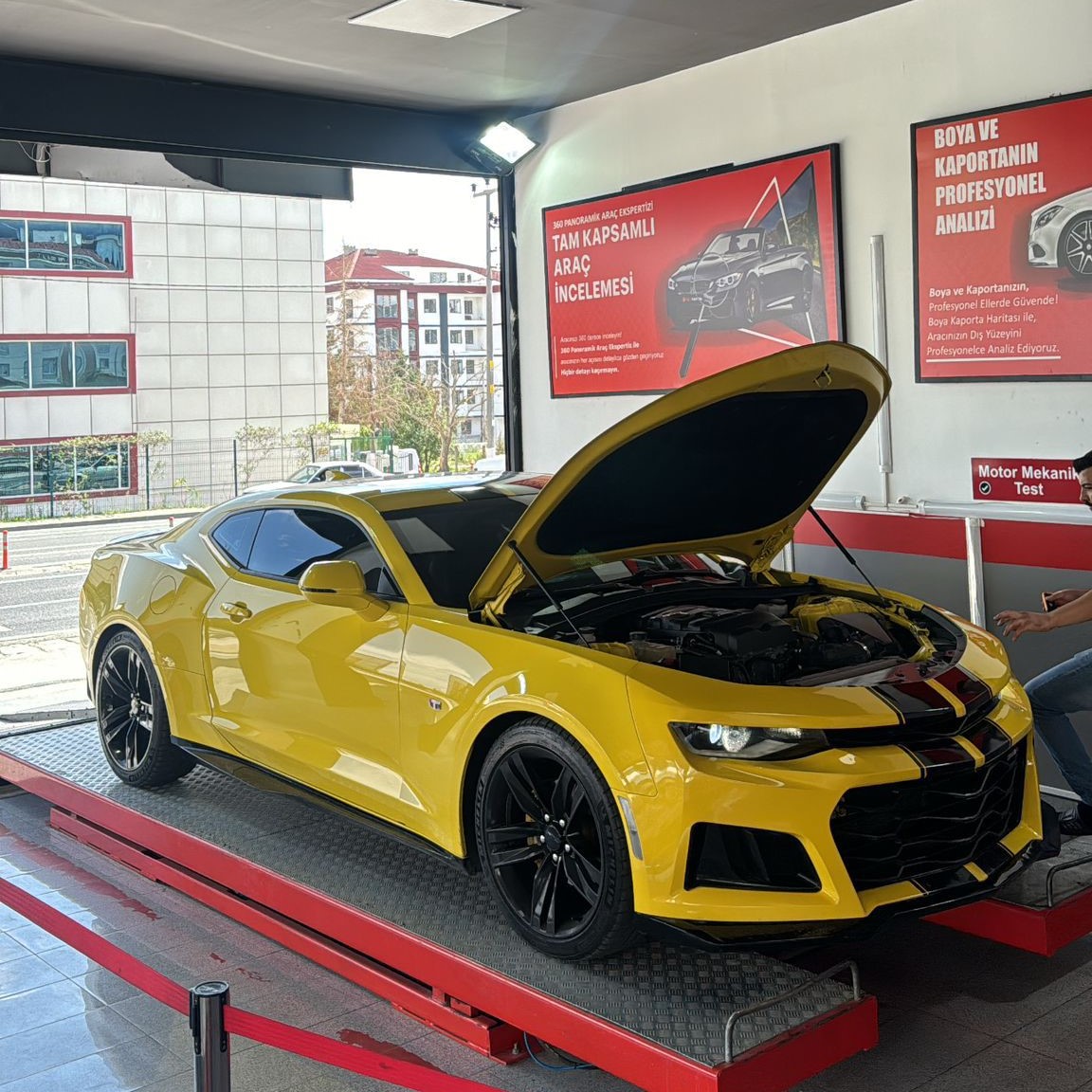 Ekspertiz hizmetini sağladığımız sarı chevrolet marka araba